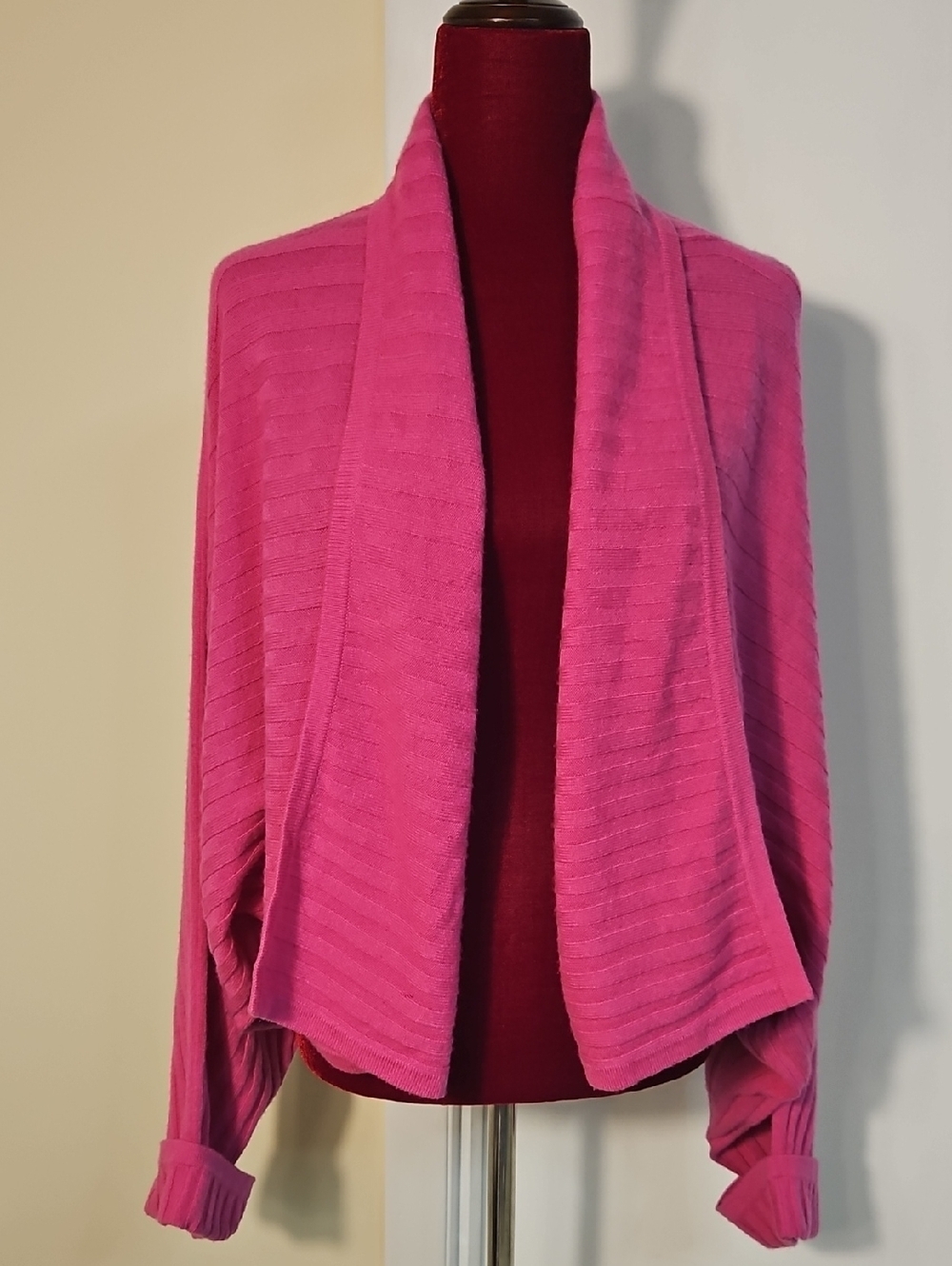 St John Women's Two Piece Sweater Set Size Large - Picture 8 of 10